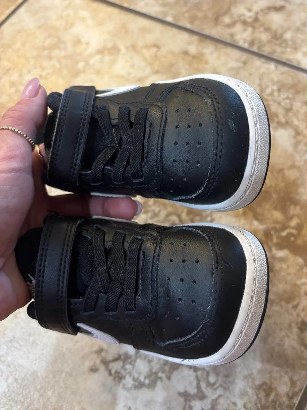 Nike black white